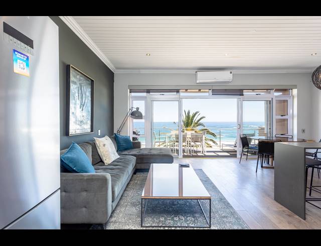 3 BEDROOM APARTMENT FOR SALE IN CAMPS BAY